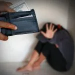 МАККОР АЁЛНИНГ ҲИЙЛАСИ